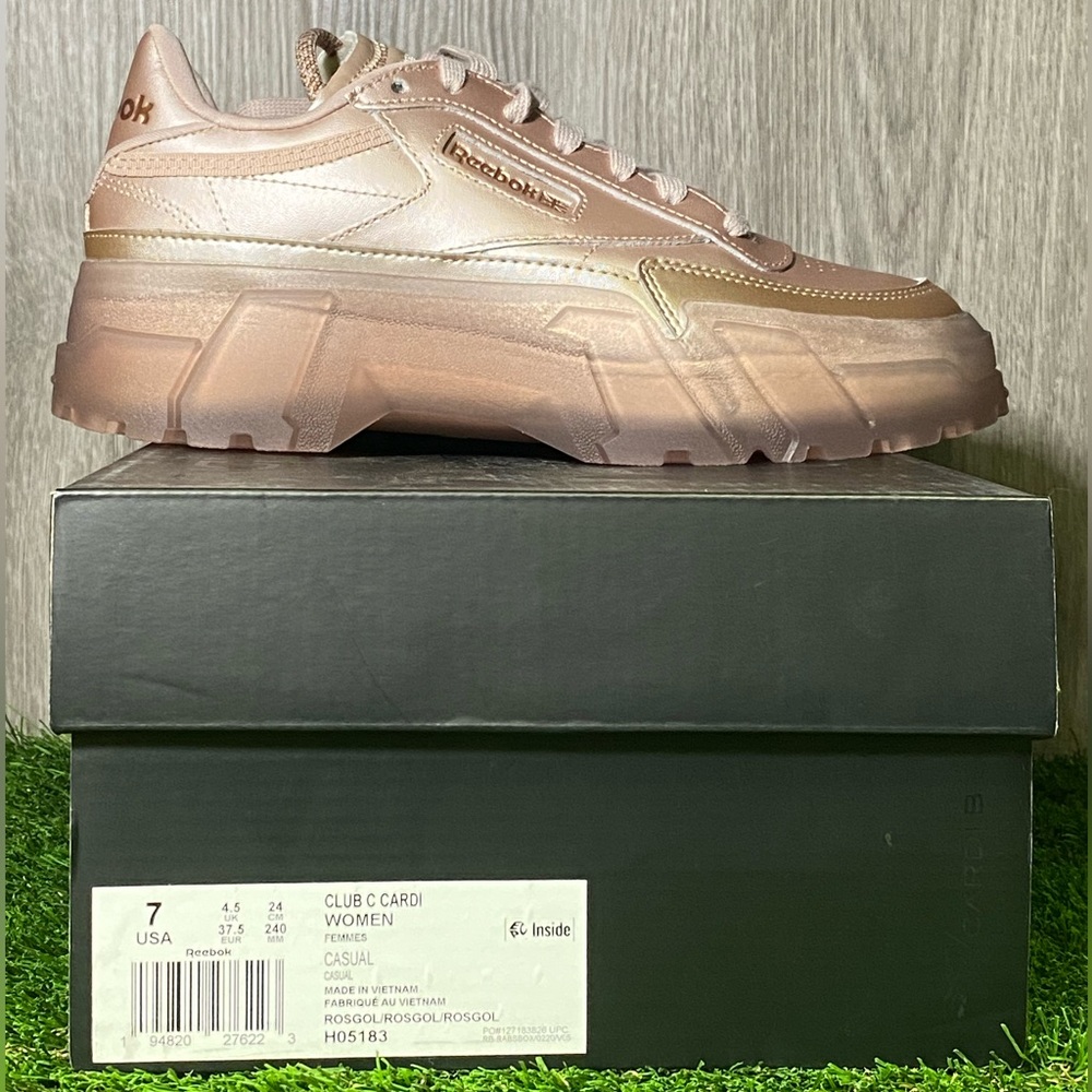 Cardi B x Club C Reebok Sneakers Women’s Size 7